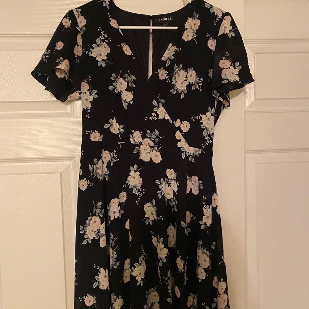 Express flower printed above knee dress